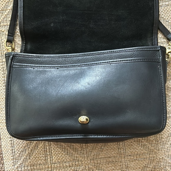 Vintage Coach Convertible Clutch bag. Black Leather. Made in the United … - Picture 12 of 16